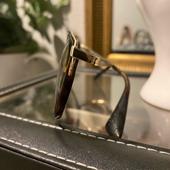 Black tortoise Prada cat eye glasses - Picture 3 of 7